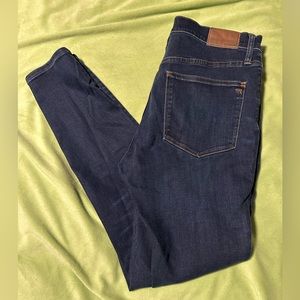 Madewell 9in High Rise Skinny size 31